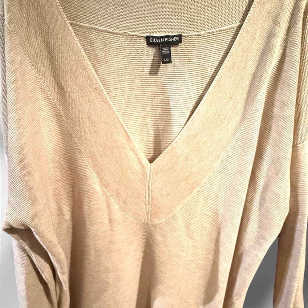 Eileen Fisher Women's Tan Deep V-Neck Knit Sweater Size Lg - Picture 3 of 12